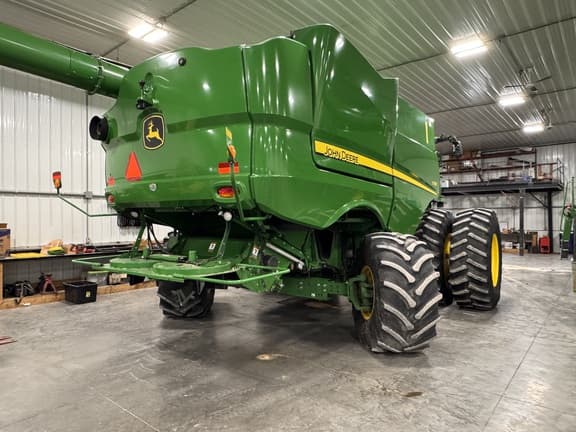 Image of John Deere S780 equipment image 3