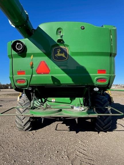 Image of John Deere S780 equipment image 4