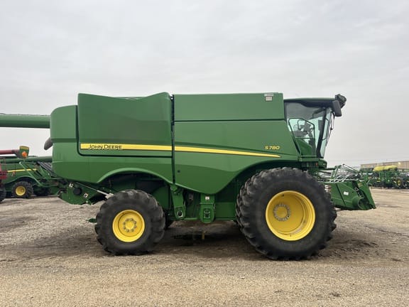 2021 John Deere S780 Equipment Image0