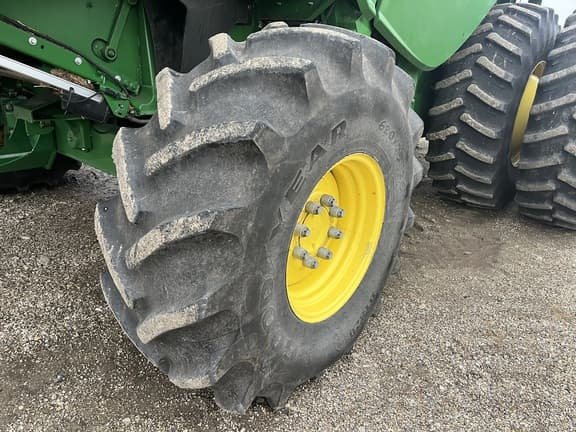 Image of John Deere S780 equipment image 3