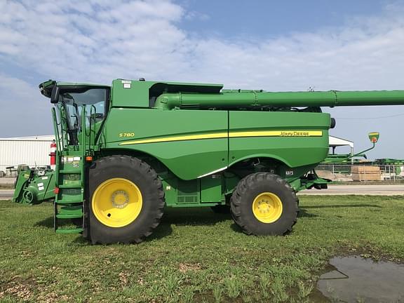 Image of John Deere S780 Primary image