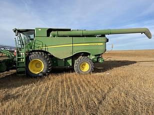 Main image John Deere S780 5