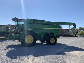 Main image John Deere S780