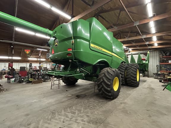 Image of John Deere S780 equipment image 3