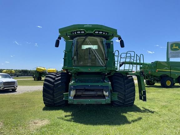 Image of John Deere S780 equipment image 2