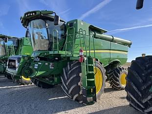 2021 John Deere S780 Equipment Image0