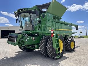 Main image John Deere S780 0