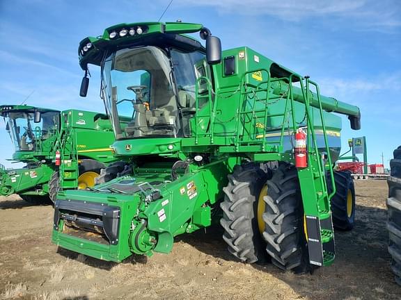 Image of John Deere S780 Primary image