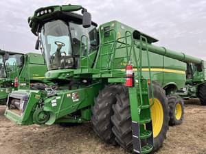 2021 John Deere S780 Image