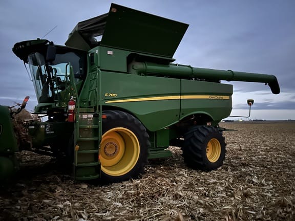 2021 John Deere S780 Equipment Image0