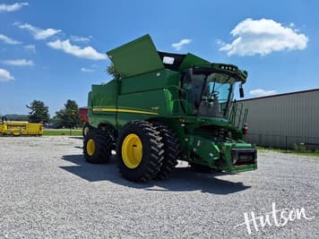 Main image John Deere S780