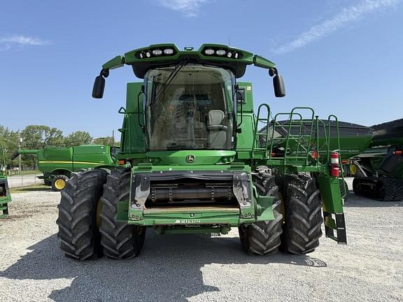 Image of John Deere S780 equipment image 2