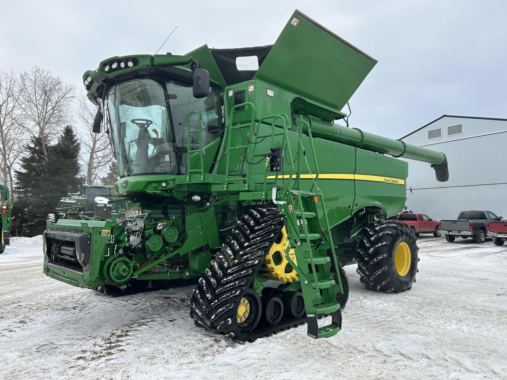 Main image John Deere S790
