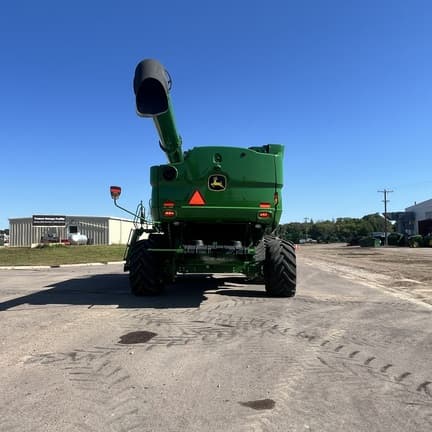 Image of John Deere S790 equipment image 4