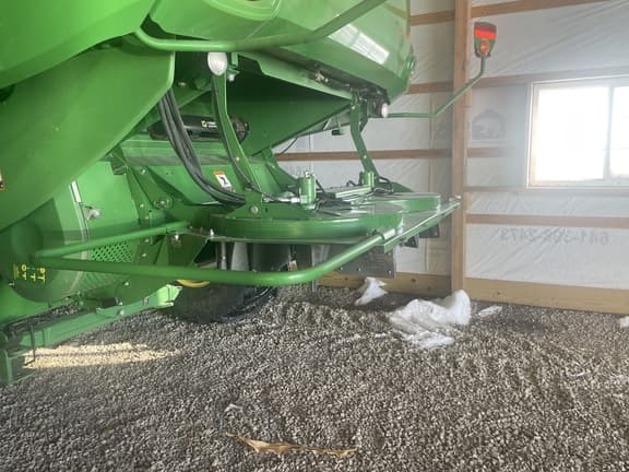 Image of John Deere S790 equipment image 3