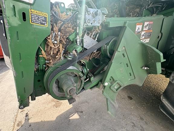 Image of John Deere S790 equipment image 3