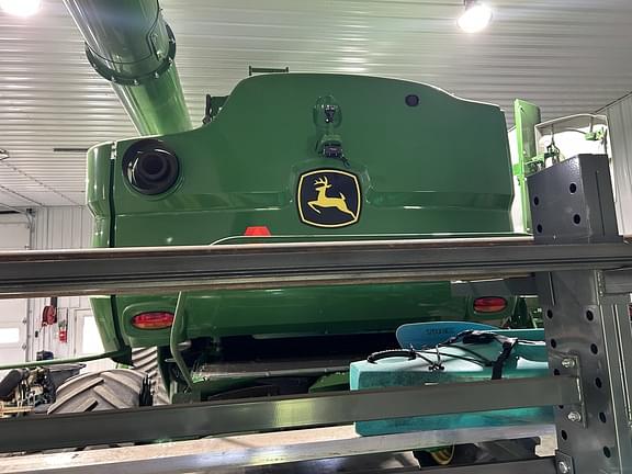 Image of John Deere S790 equipment image 4