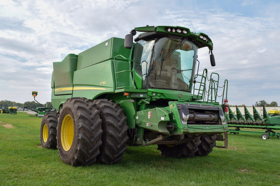 Main image John Deere S790