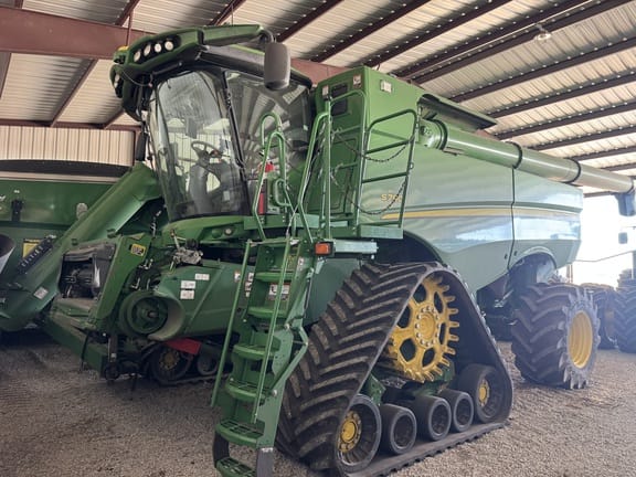 2021 John Deere S790 Equipment Image0