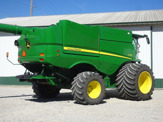 Image of John Deere S790 equipment image 2