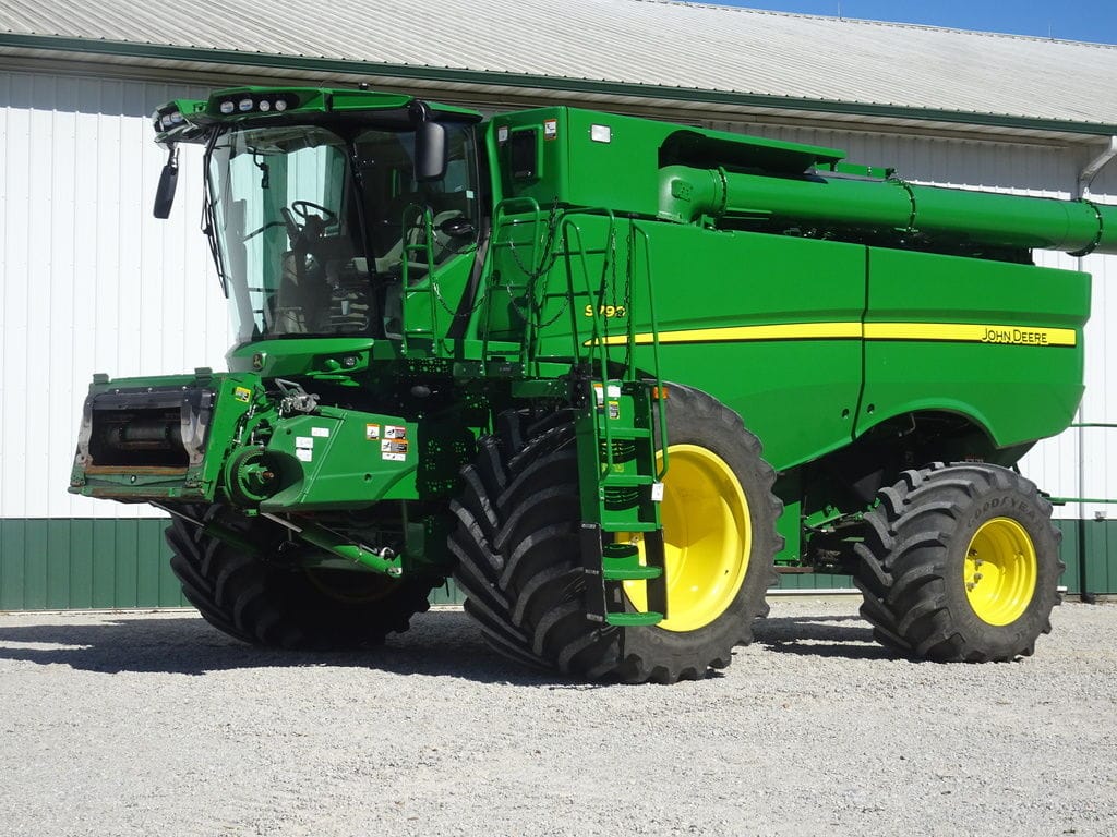 2021 John Deere S790 Equipment Image0