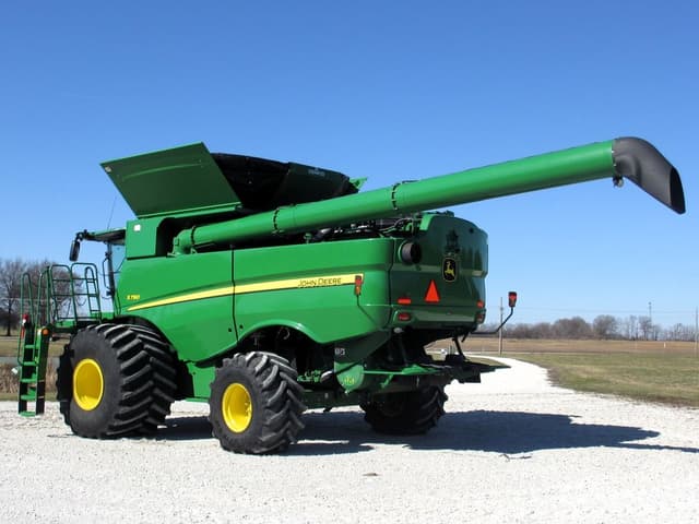 Image of John Deere S790 equipment image 4