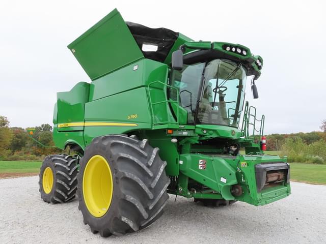 Image of John Deere S790 equipment image 3