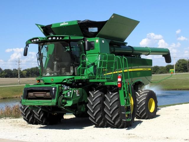 Image of John Deere S790 equipment image 1