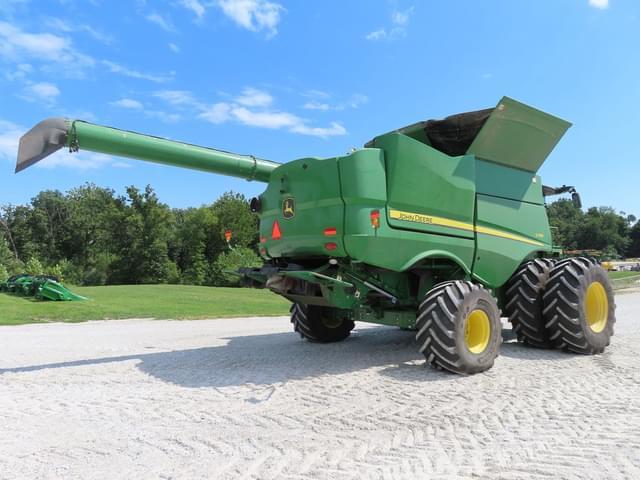 Image of John Deere S790 equipment image 4