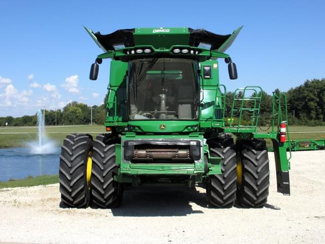 Image of John Deere S790 equipment image 4