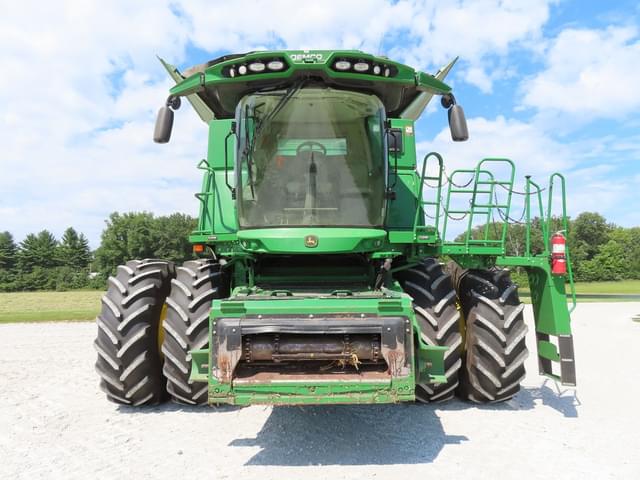 Image of John Deere S790 equipment image 1