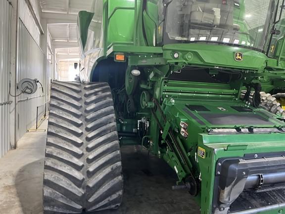 Image of John Deere S790 equipment image 3