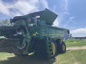 2021 John Deere S790 Image