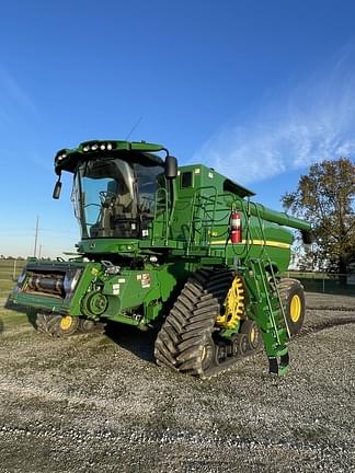 Image of John Deere S790 equipment image 2