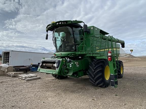 Image of John Deere S790 equipment image 1