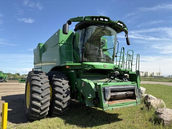 Image of John Deere S790 equipment image 1