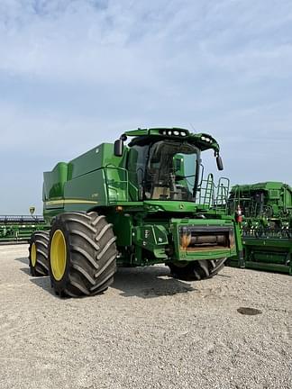 Image of John Deere S790 equipment image 1