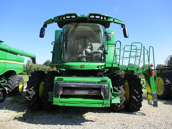 Image of John Deere S790 Primary image