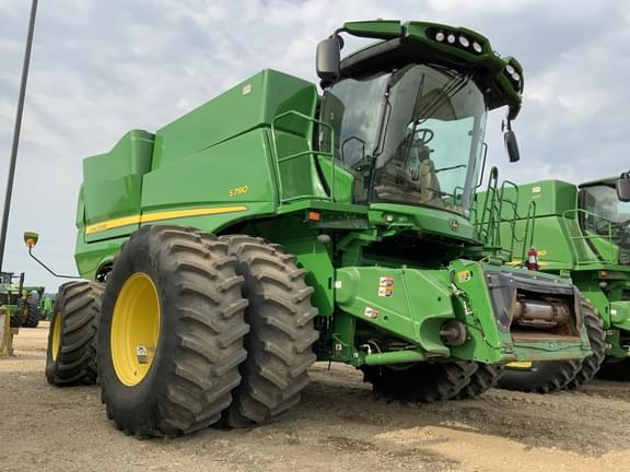Image of John Deere S790 equipment image 1