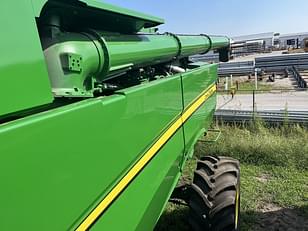 Main image John Deere S790 9