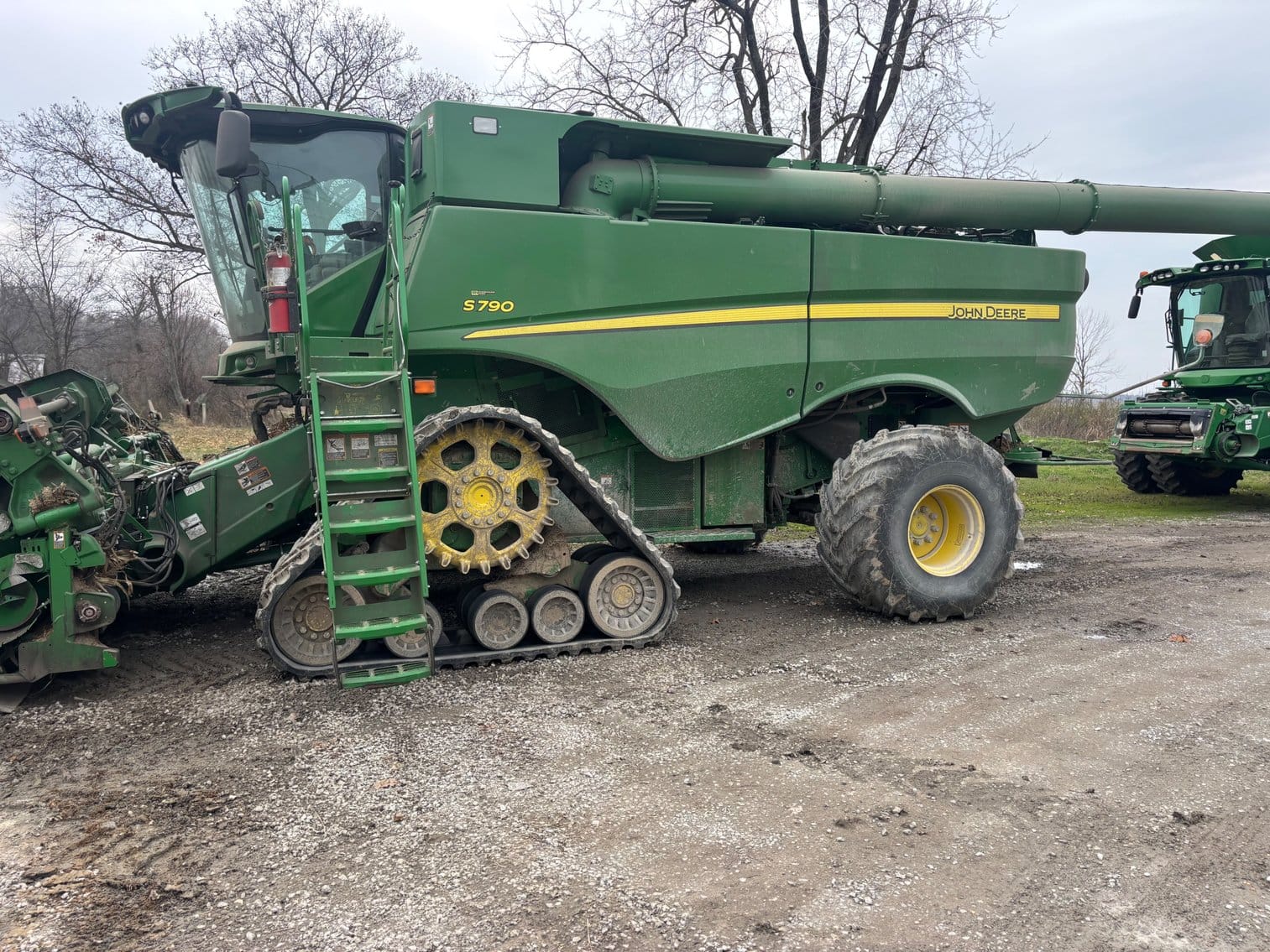 2021 John Deere S790 Equipment Image0