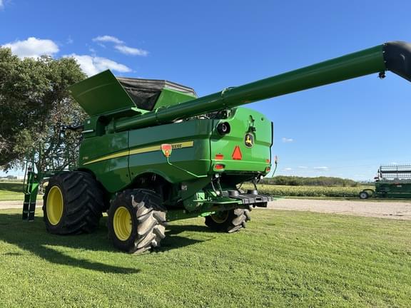 Image of John Deere S790 equipment image 3