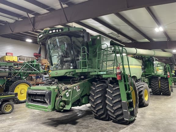 Image of John Deere S790 equipment image 3