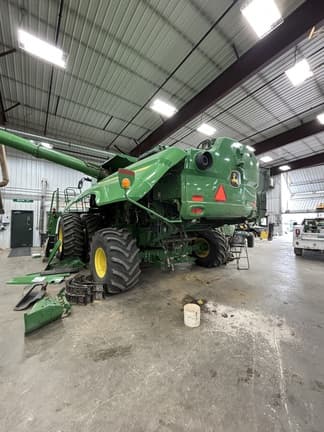 Image of John Deere S790 equipment image 3