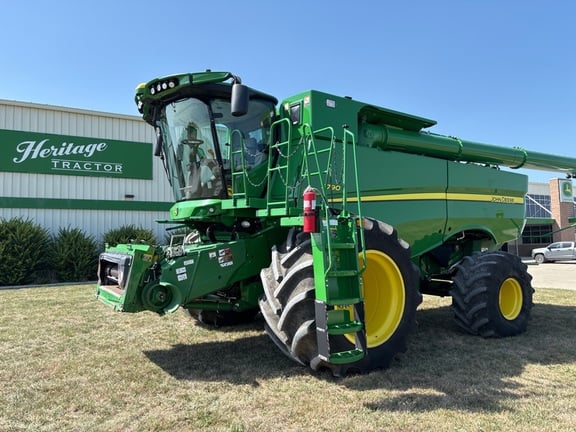 2021 John Deere S790 Equipment Image0