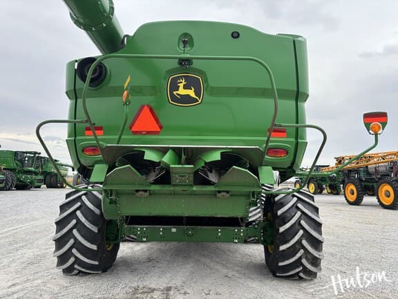 Image of John Deere S790 equipment image 2