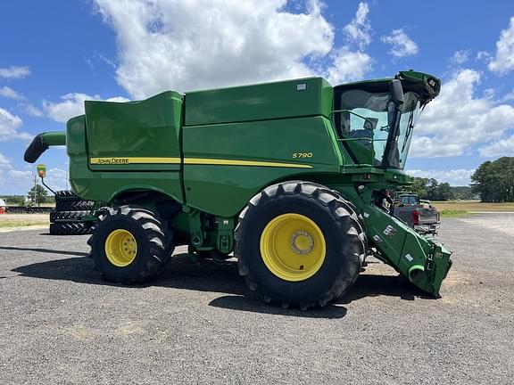 Image of John Deere S790 equipment image 2