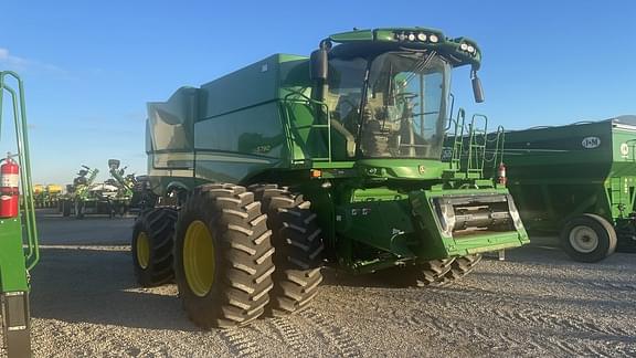 Image of John Deere S790 equipment image 1