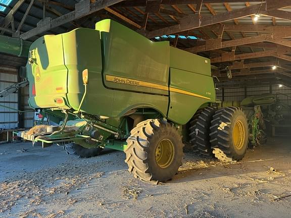 Image of John Deere S790 equipment image 1