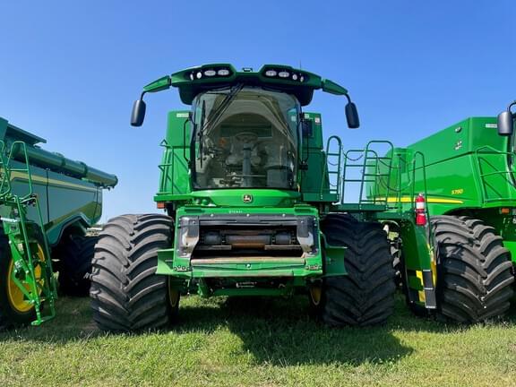 Image of John Deere S790 equipment image 1
